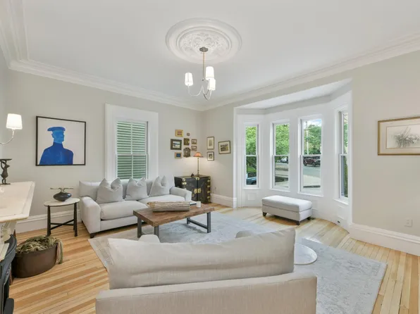 96 G St #1, South Boston, MA 02127