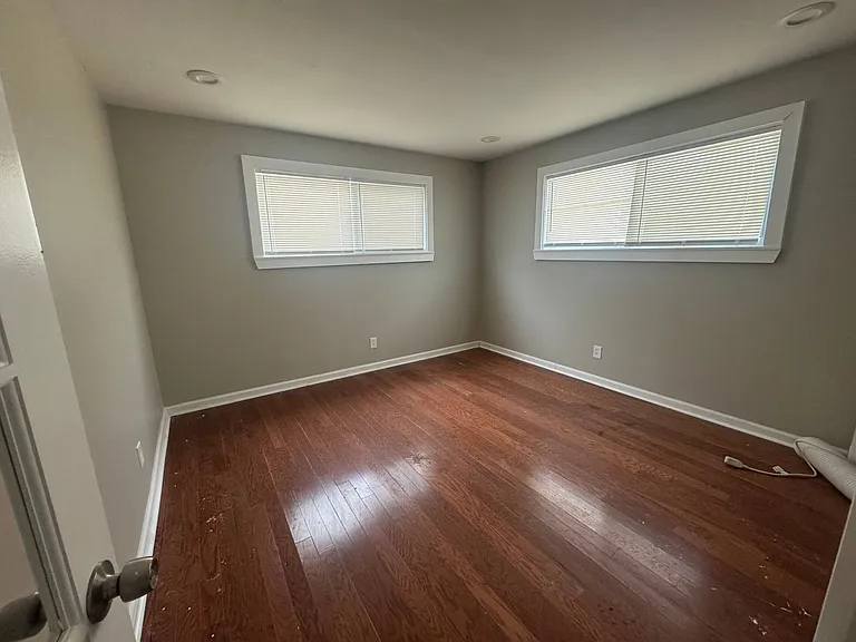 9744 Lanier Dr — Photo 8