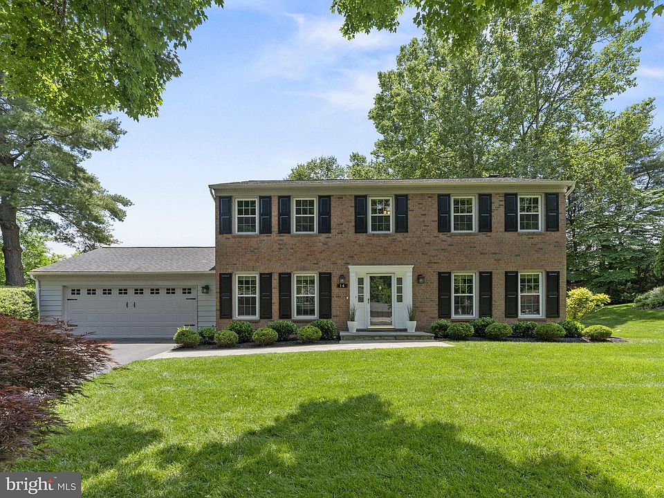 1st image of 14 Bouldercrest Ct