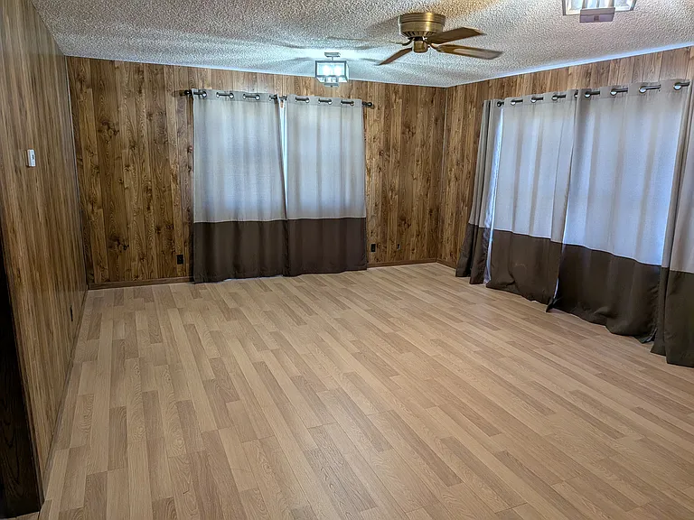 207 Walnut St — Photo 20