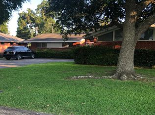4233 Willow Oak, Groves, TX 77619