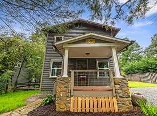 102 4th St, Black Mountain, NC 28711