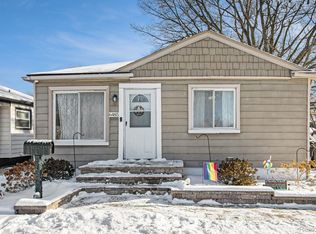 6485 Huron St, Taylor, MI 48180