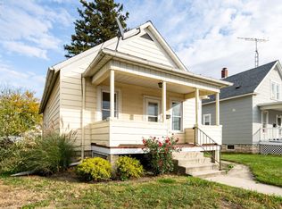 833 Wolfe Ave, Fremont, OH 43420