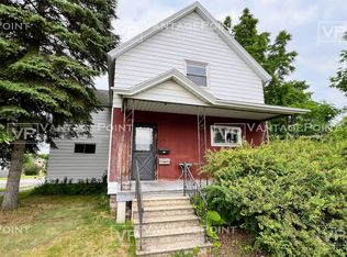 1357 Pierce Ave, Marinette, WI 54143
