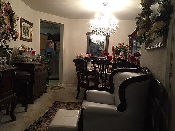 4th image of 702 Shiremeadow Dr