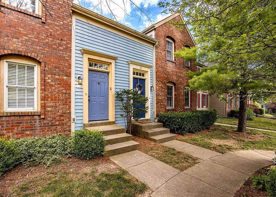 1st image of 31 Charleston Dr #3
