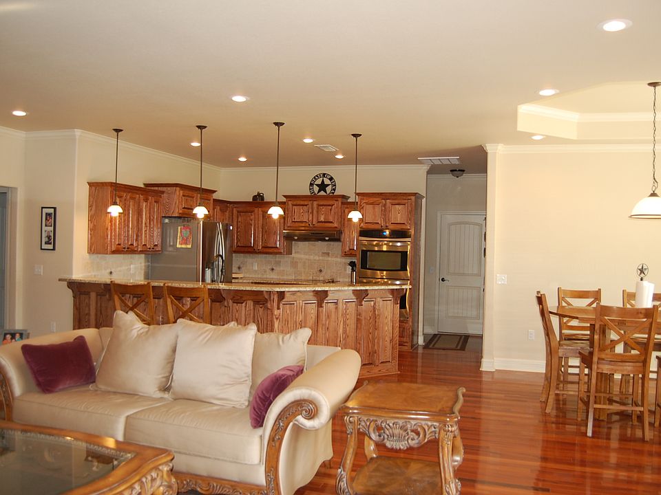 1st image of 16800 Dowd Ln