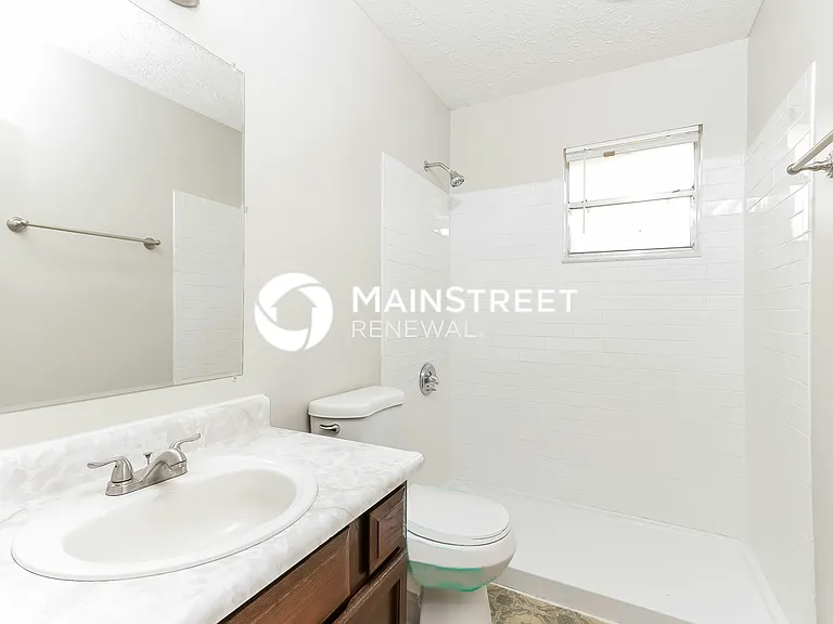 Main Bathroom