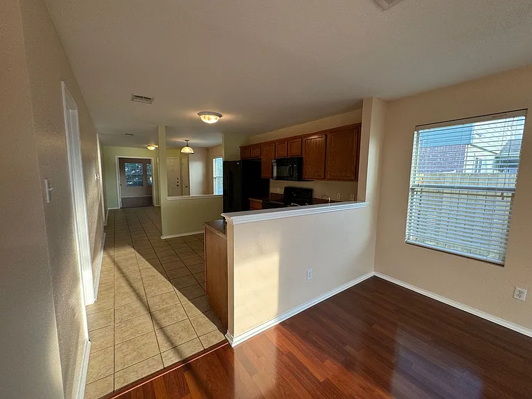 5704 Capricorn Loop — Photo 15