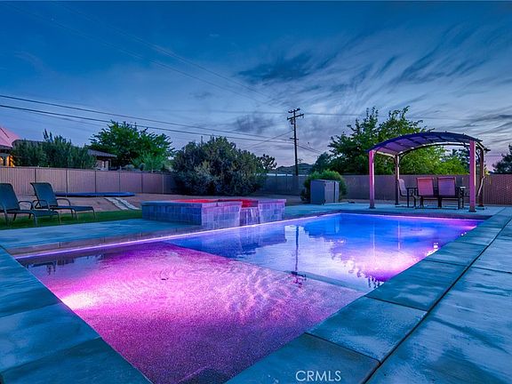 3rd image of 57731 San Tropeze Dr