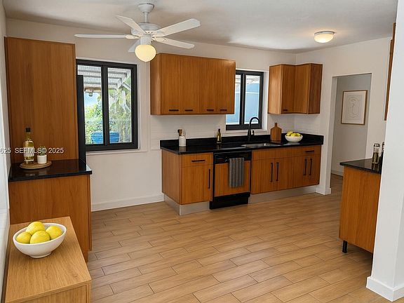 3rd image of 630 NW 14th Way