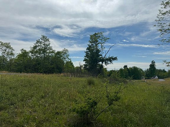 3rd image of River Ridge Ln