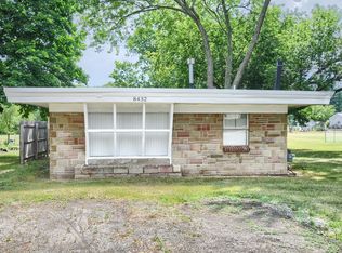 8432 Neff Rd, Mount Morris, MI 48458