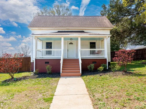 3 Wardlaw St, Pelzer, SC 29669