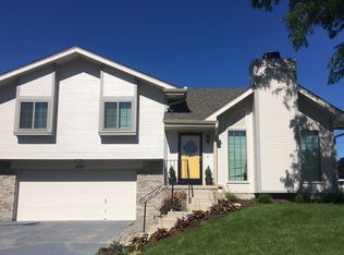 5751 N 130th St, Omaha, NE 68164