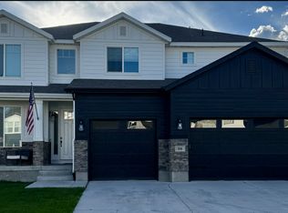 98 S Serrata Ln, Vineyard, UT 84059