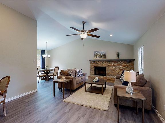 5th image of 314 Harrington Ln