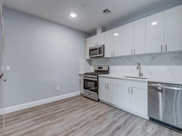 311 Sip Avenue image 49 of 61