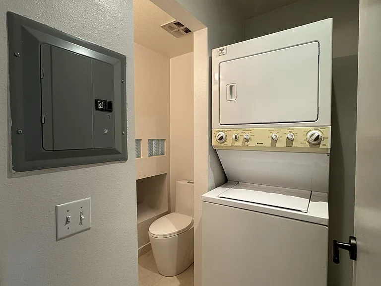 1854 N Mira Loma Way — Photo 10