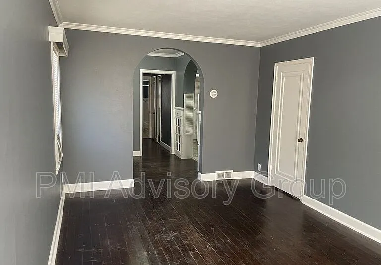 3220 SW Huntoon St #2 — Photo 1
