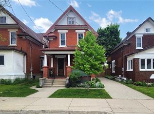 28 Henry St, Kitchener, ON N2G1P3