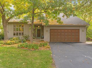 7531 Atherton Way, Eden Prairie, MN 55346