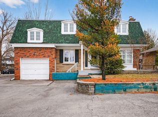 727 Brant St, Burlington, ON L7R2H6