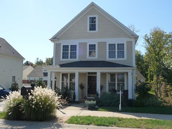4th image of 111 Saint Andrews St