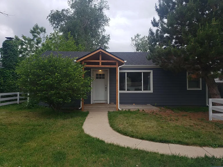 4355 S Fox St — Photo 3