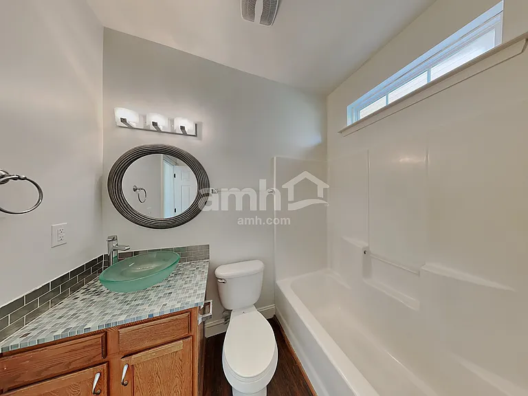 4059 Houldsworth Dr — Photo 15