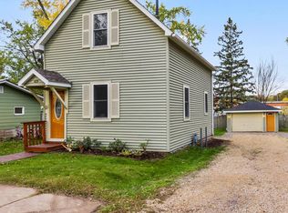429 4th St N, Hudson, WI 54016