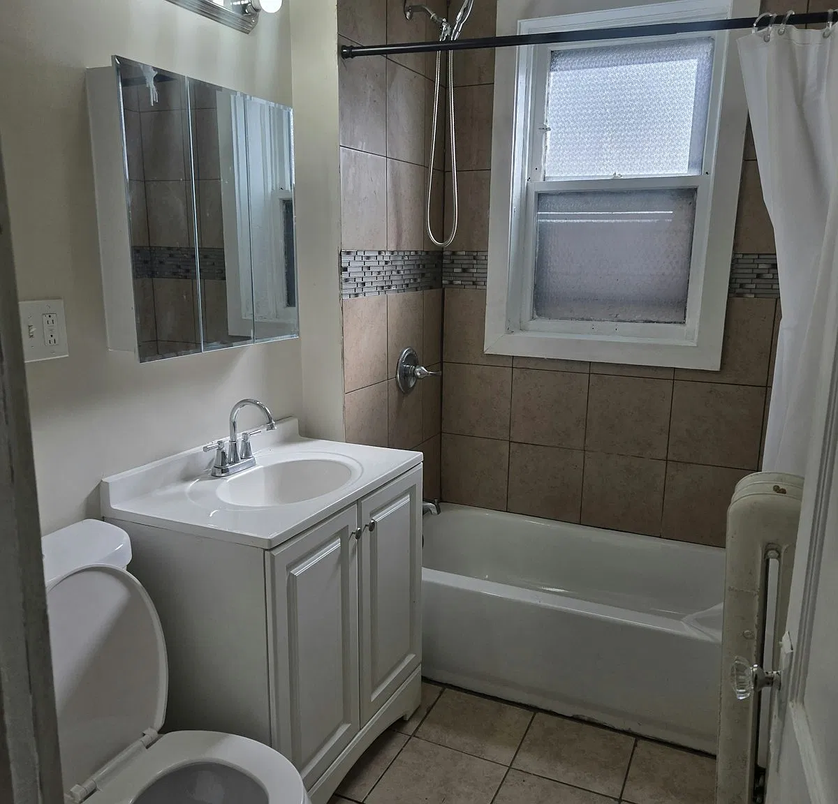 7809 South Marshfield Avenue, Unit 1 — Photo 4