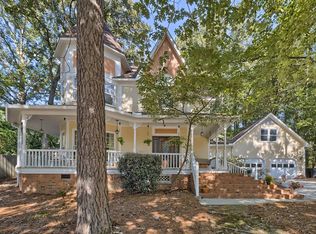 647 Queenland Ct, Lexington, SC 29072