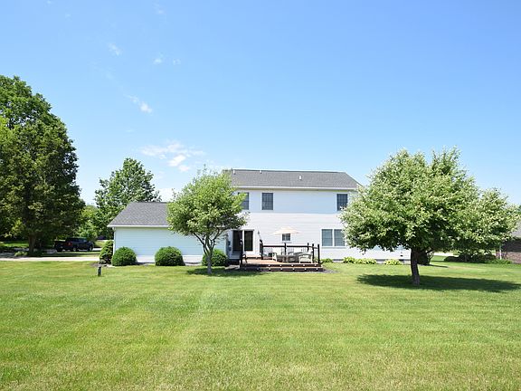 5th image of 926 S Fairway Dr
