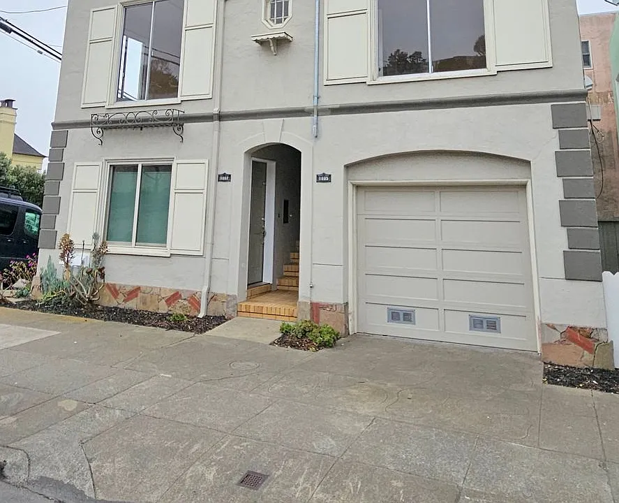 1895 16th Ave