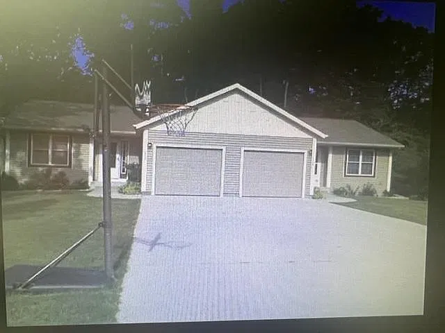 15058 Bignell Dr