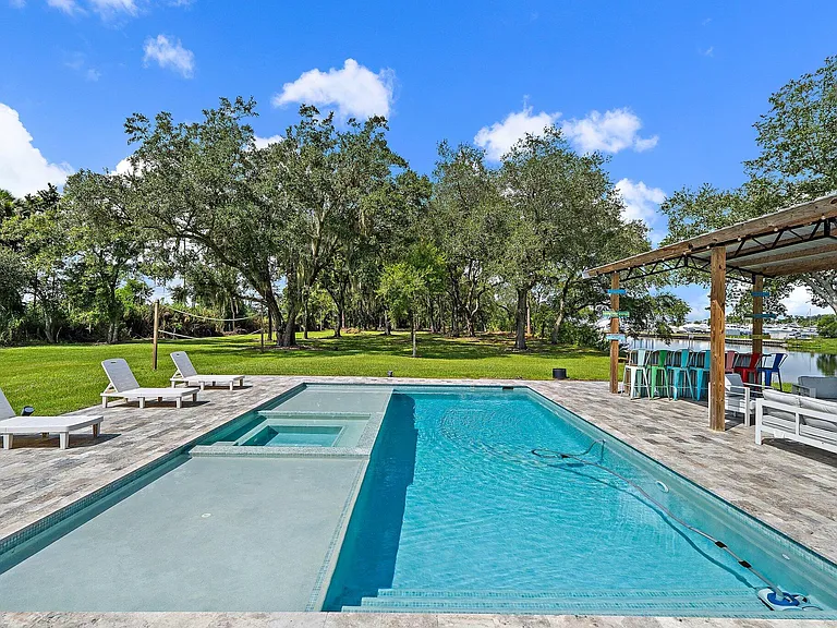 12955 SW Kanner Hwy — Photo 77