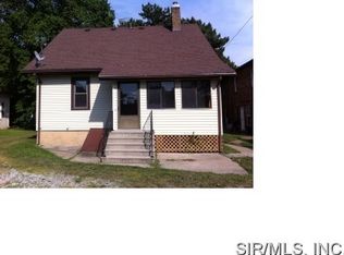 105 N 5th St, Dupo, IL 62239