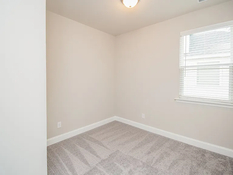 1184 Warrens Way — Photo 8