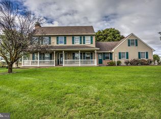 401 Spring Grove Rd, East Earl, PA 17519