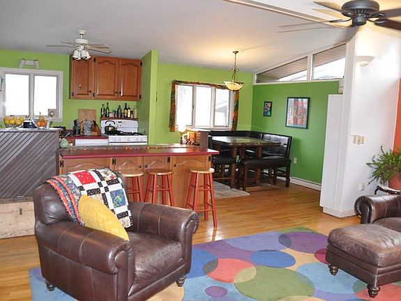 5th image of 624 Dorchester Dr