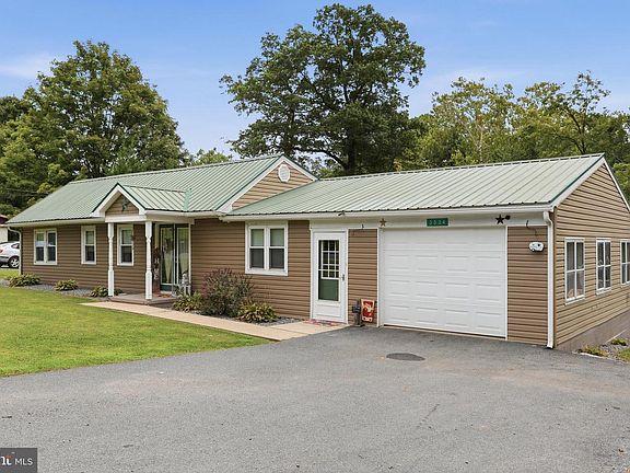 2nd image of 3534 Mountain Rd