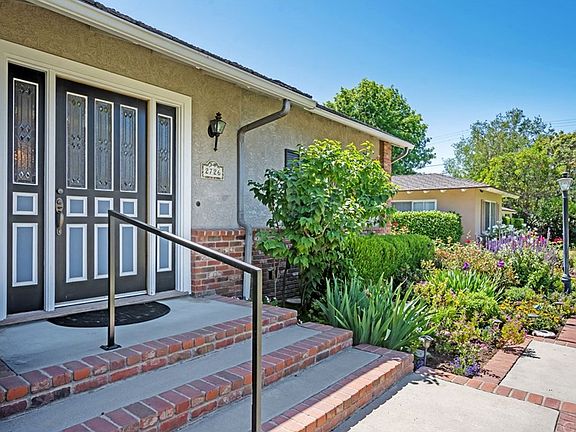 3rd image of 2726 Loganrita Ave