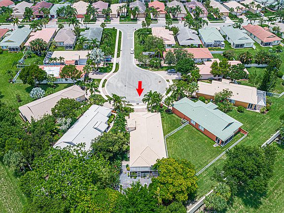 3rd image of 8016 Pisa Dr