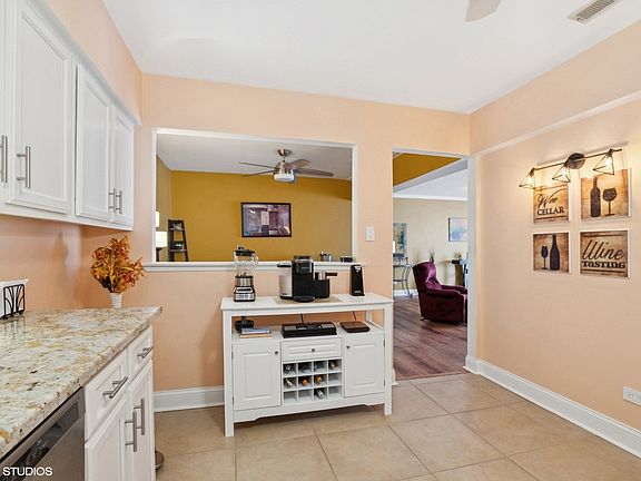 5th image of 10315 Austin Ave APT 15