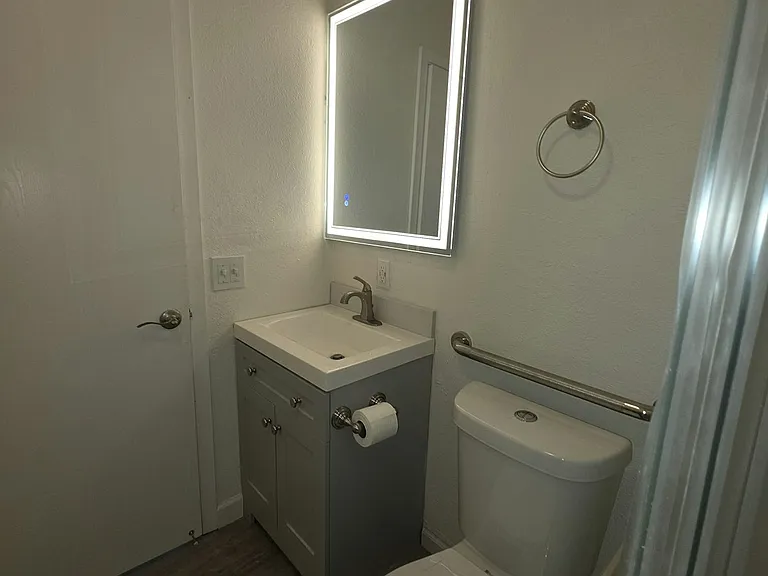Senior friendly with grab-bars