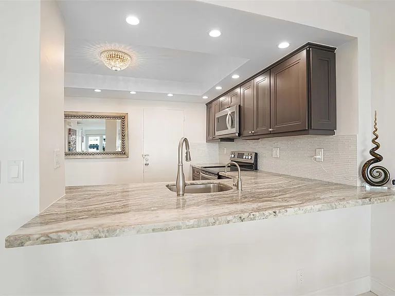 3430 Galt Ocean Dr #304 — Photo 23