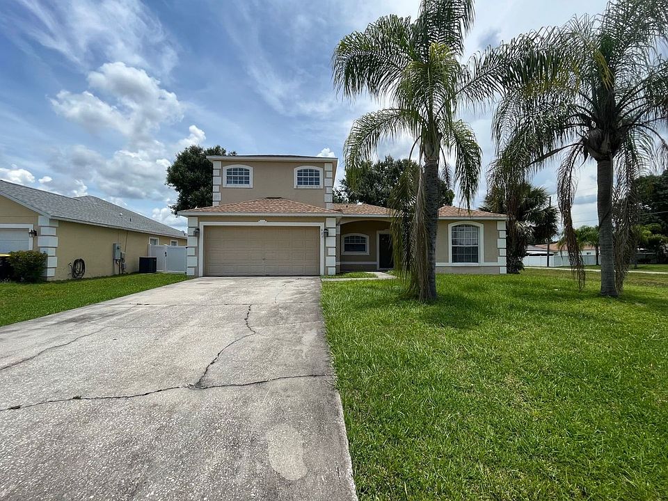1st image of 601 Swallow Ct