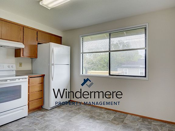 2nd image of 1084 SE 4th Ave APT 202